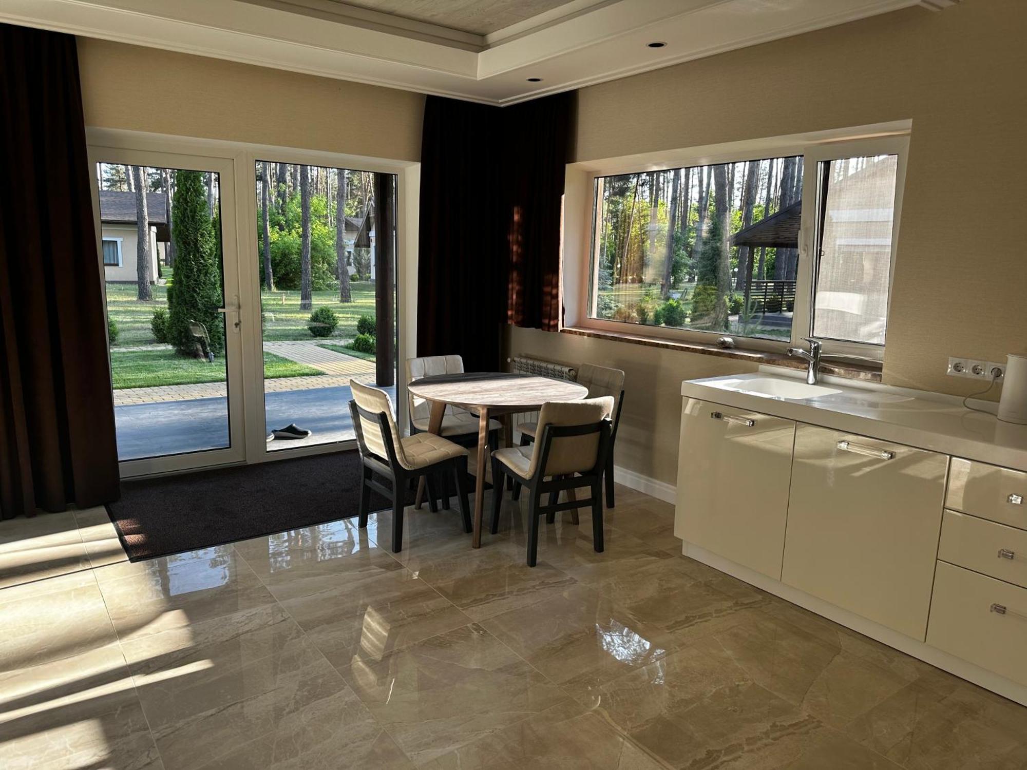 Prokhorovka Park-Hotel Tihiy Les מראה חיצוני תמונה